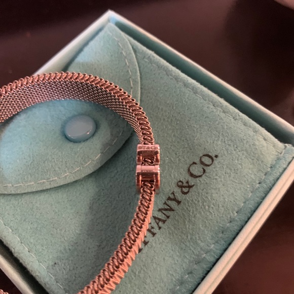 Tiffany & Co Mesh Somerset Bracelet w Heart Charm - Picture 3 of 6